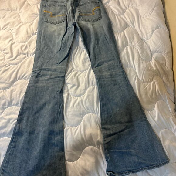 American Eagle Size 4 Inseam 32 inches Hi-Rise Artist Strech Bootcut - Picture 2 of 11